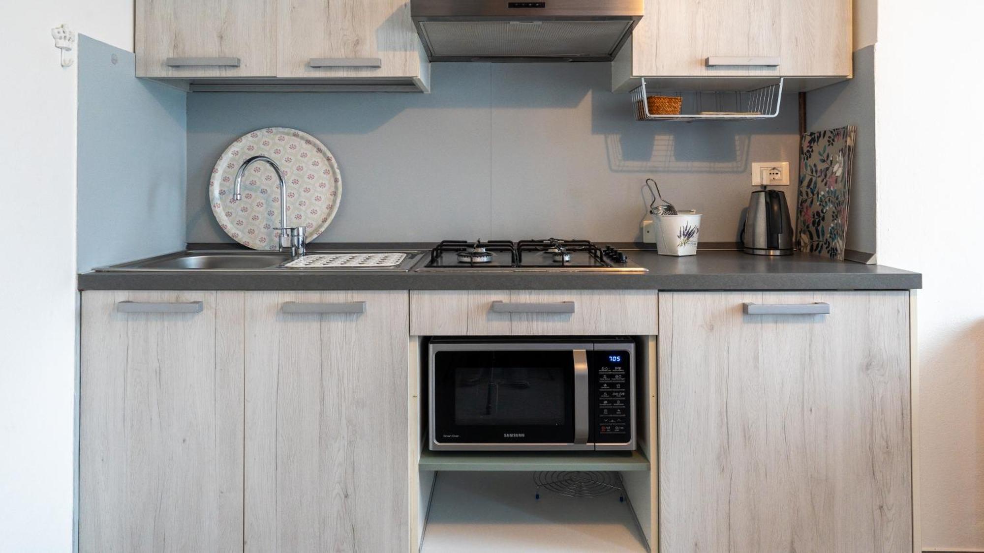 פסקיארה דל גארדה Fiori Sull'Acqua Apartments מראה חיצוני תמונה