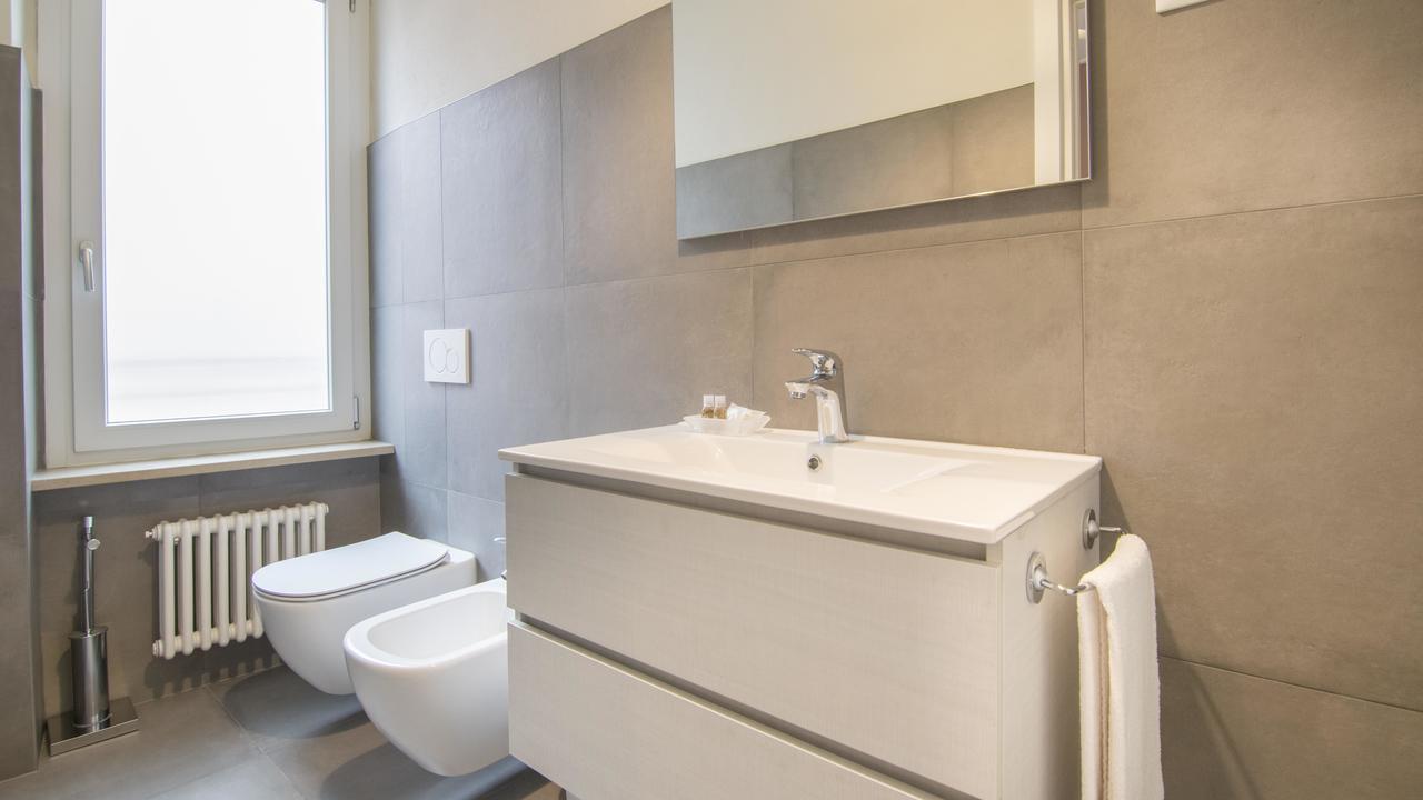 פסקיארה דל גארדה Fiori Sull'Acqua Apartments מראה חיצוני תמונה